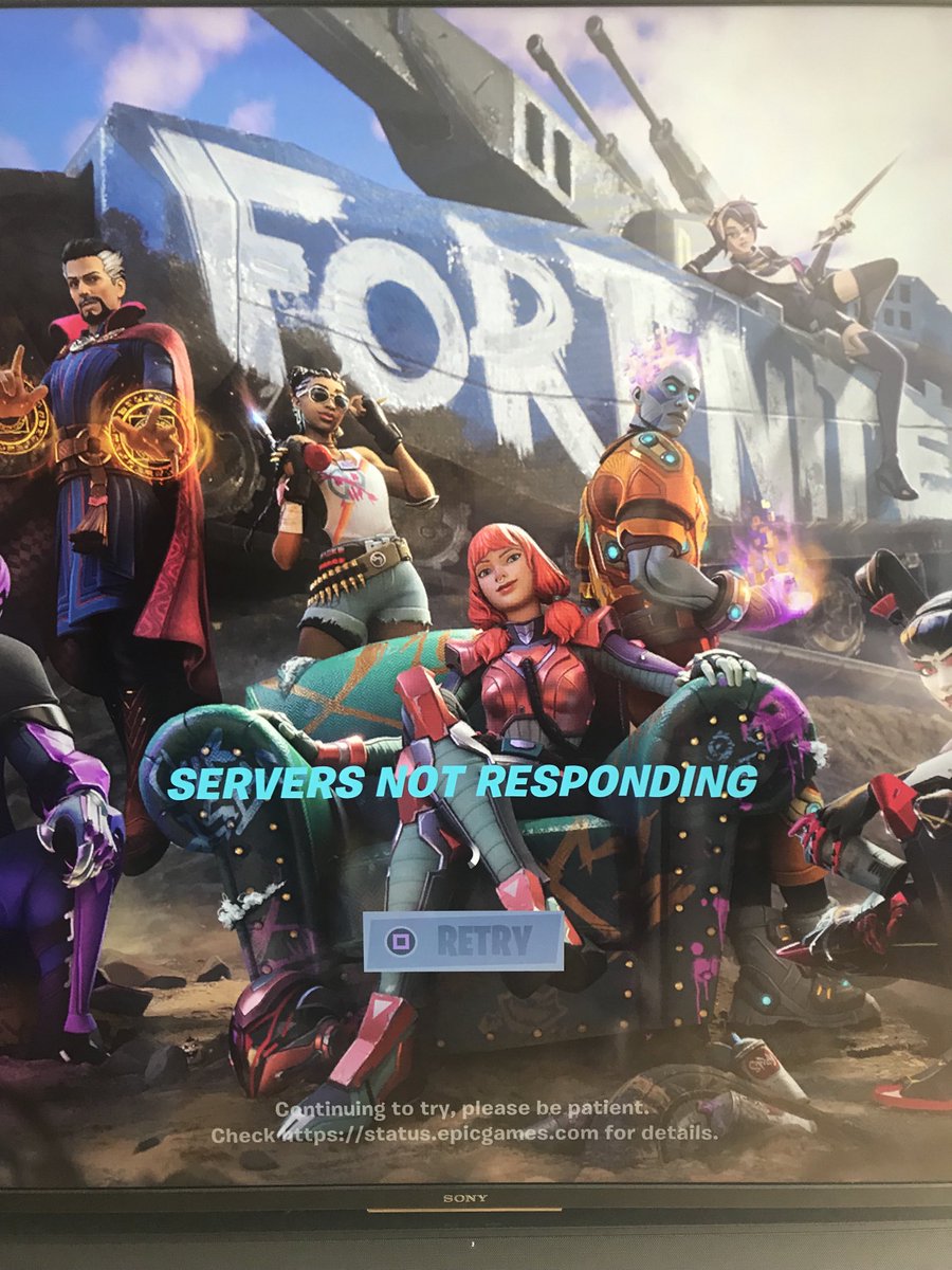 Xannyod's tweet photo. #FortniteDown #Fortnite is down in UK and worldwide 🙄 Says our Brucie 🤓 Ahh well he’ll have do something more constructive then instead 😀 https://t.co/saQlvvMCNh