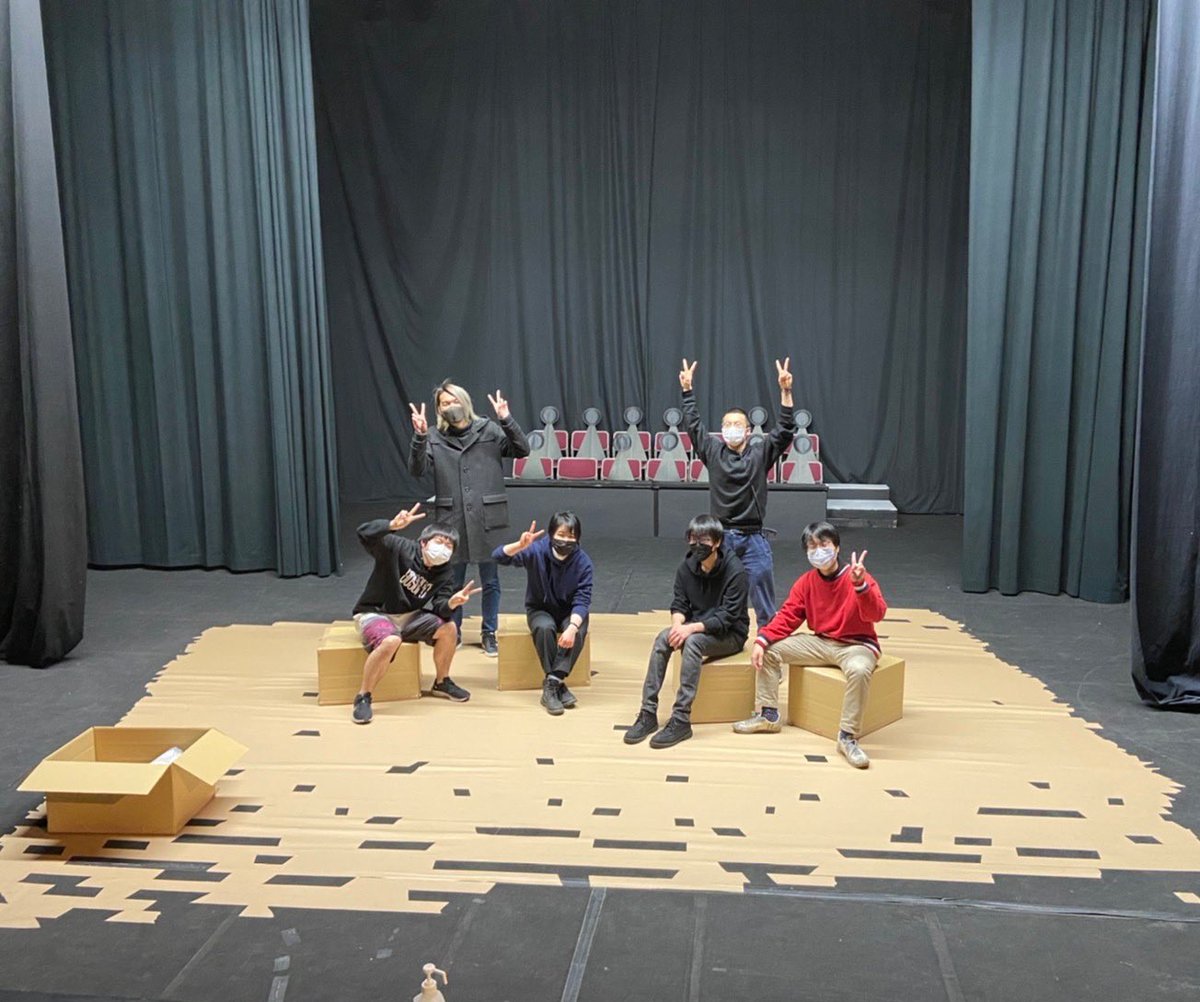 【旗上げ公演、終演！！！！】
皆様のおかげで！！！！旗上げ公演『いきしたい』全ステージ、終演いたしました！！！！！

最大限の感謝とラブを、お客様と、劇団員に！！！！！！！！！