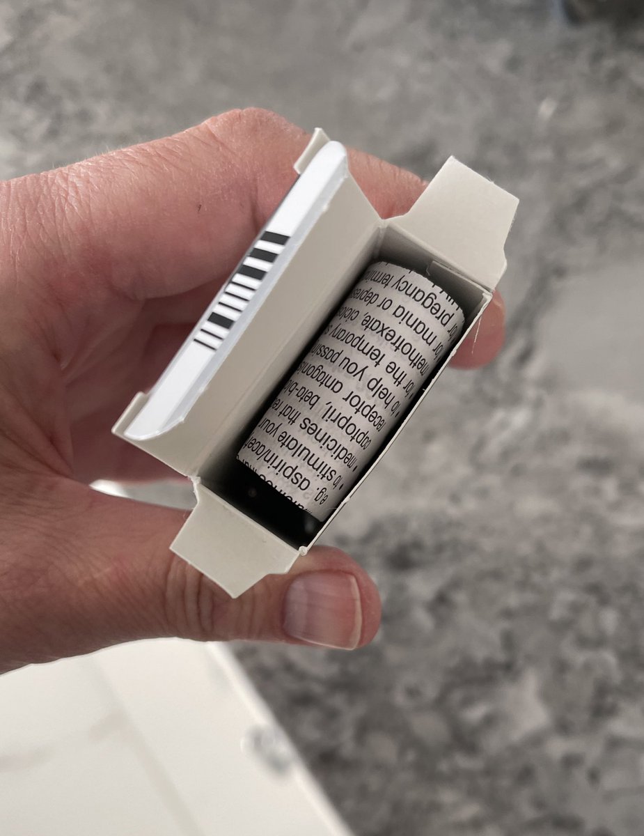 PaddyMcGuinness's tweet image. Lost the paracetamol box opening lottery again. #itcouldbeyou