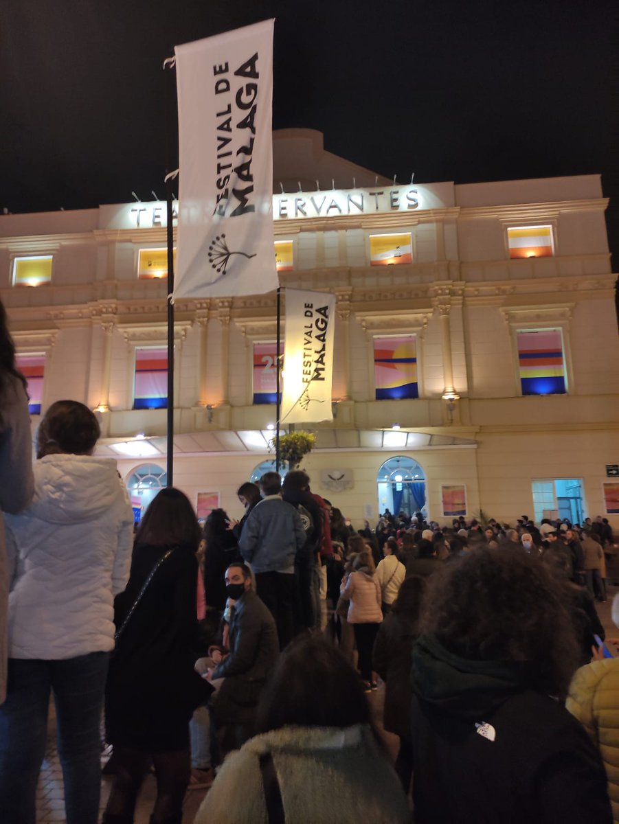 FMenorca's tweet photo. Aquests dies som al #FestivalMalaga per assistir a les sessions de Cinema Cocina i insipirar-nos pel #CookingFilms 😋

Estos días estamos en #FestivalMalaga para asistir a las sesiones de Cinema Cocina e insipirarnos por el #CookingFilms 😋 https://t.co/asqs1DbRcQ