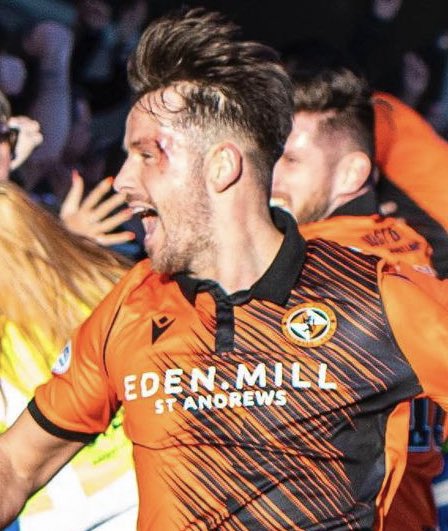32watto's tweet photo. 🤠 That feeling yesterday was something else 😧 that second half was more like us 🙌🏻 

@DylanLevitt @sparkymcnulty @nickyclark91 fantastic 🍊🤛 

1/3 cup finals won. 2 more to go 😡 https://t.co/cDQQQJ2CWW