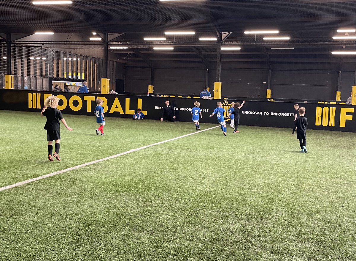 EliteFCAcademy's tweet photo. ⚫️| UNDER 6
More development fixtures for some of our under 6 group this morning with games against Tytherington Juniors, Richmond Rovers, Reddish Vulcans & High Lane
POTW 🥇
Team 1 - Carter
Team 2 - Liv
⚫️| #Under6 | #DevelopmentFixtures https://t.co/TrKkKLmhZx