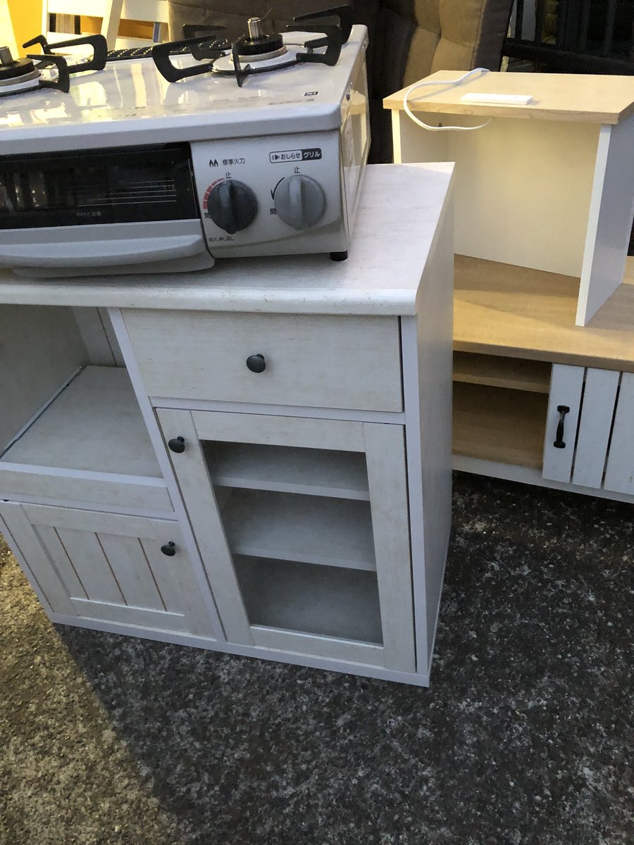 recycle_base's tweet photo. 中原区にて引越しに伴う家具家電のご依頼でした♪
運び出しもご協力いただきスムーズに作業完了できました😊
#引越し
#リサイクルショップ
#家電家具買取
#不用品回収
#リサイクルベース
#川崎
#中原区 https://t.co/B5VrDBz5wd