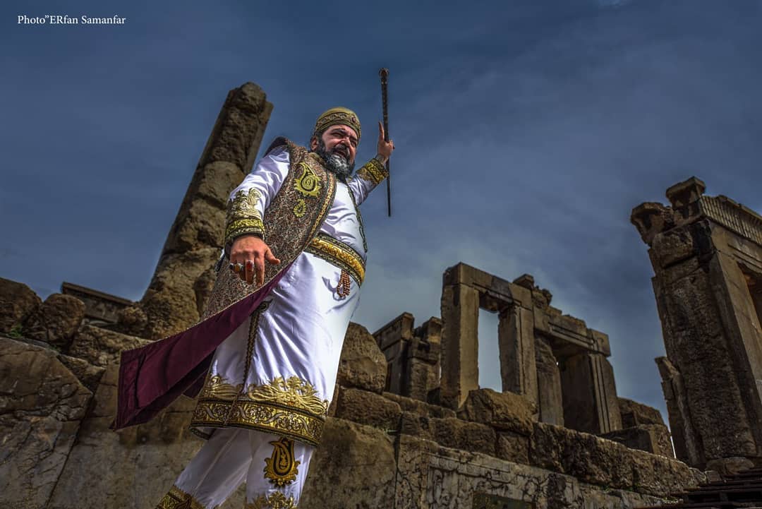 Nowruz or the Persian New Year marks the starting of the Spring season and thus new life and harvest. The Nowruz is generally associated with Parsi community but it is being celebrated by entire Persian region.
Eydeton mobarak .