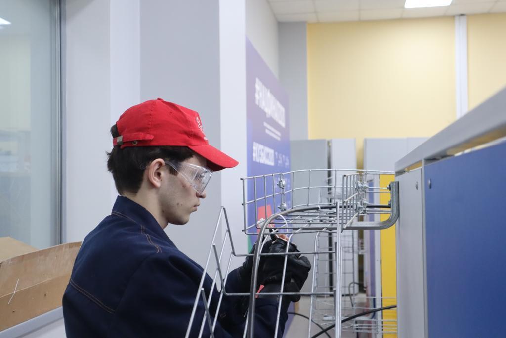 pressamo2's tweet photo. Студент из Ликино-Дулева стал победителем регионального чемпионата WorldSkills Russia
https://t.co/bZ6AYJpS3A
#OrehovoZyevo #ОреховоЗуево https://t.co/iroZ1TxqUO