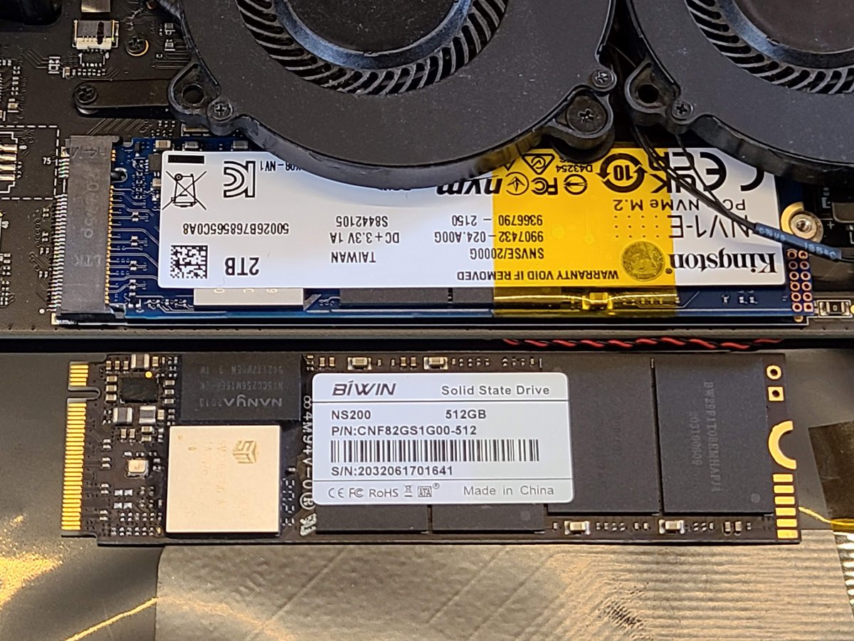 kyounasu's tweet photo. #GPDwinMAX
1年くらい前からずっとストレージの増強考えててやっと交換
#Kingston の #NV1_E 2TB
世相もあって色んな物の価格が上下してるけど、うまく間を縫って購入できたかな?
折角なんでOSもクリーンにしたので1週間くらい思いもよらない事はあるけどそれもまた楽しみ
毎日使ってます https://t.co/3lDCZ0iqoL