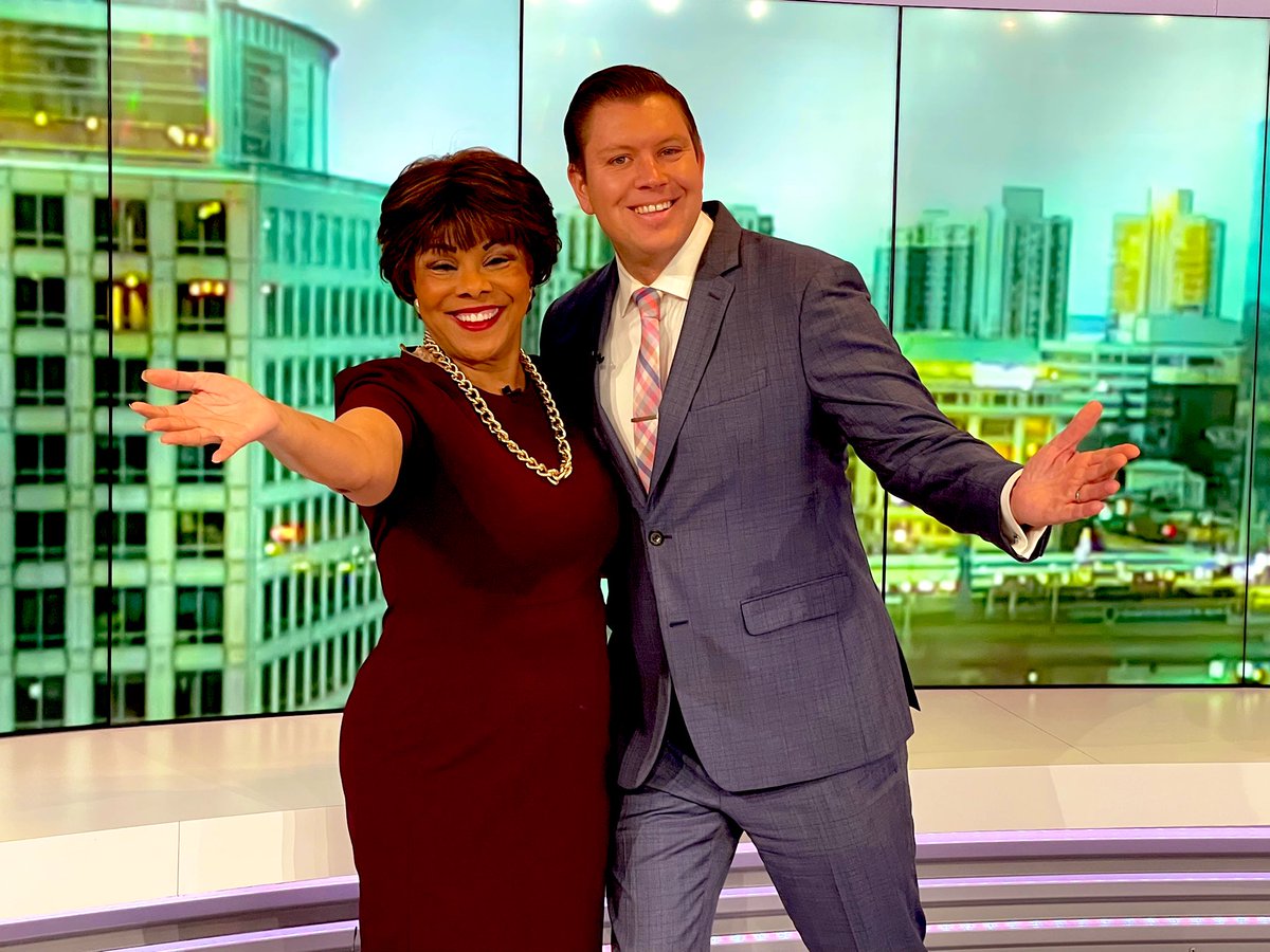 📸🎥JOIN <a href="/DellaCrews12/">Della Crews</a> and I every weekend morning on <a href="/News12NJ/">News12NJ</a> <a href="/News12CT/">News12CT</a>. Great to be working with a GREAT FRIEND!