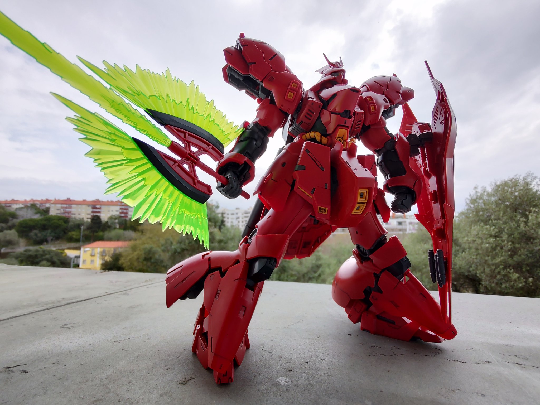 Myke Greywolf Finished Assembling The Rg Sazabi And To Say That It S A Bit Awkward To Pose Would Be Doing It A Favor Still That Doesn T Mean I Won T Be Myke Greywolf Finished Assembling The Rg Sazabi And To Say That It S A Bit Awkward To Pose Would Be Doing It A Favor Still That Doesn T Mean I Won T Be
