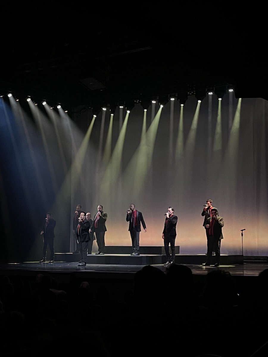lisaweberobrien's tweet photo. Blown away by the incredible @SNCmusic last night in the @fallsviewcasino Avalon Theatre!!
Absolutely fantastic and we were thrilled to enjoy live music again. ❤️ #StraightNoChaser #BackInTheHighLife #thankyou #music #livemusic #acapella https://t.co/CClrLV8a2i