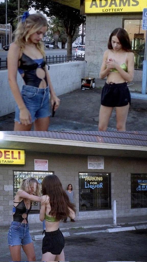 mirrorspo's tweet photo. I love absurd thinspo like this https://t.co/fmpjBmnEQS