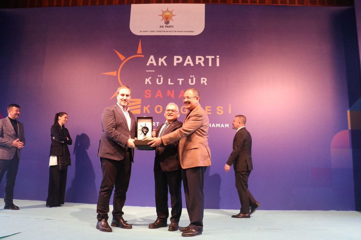 Memduh Büyükkılıç