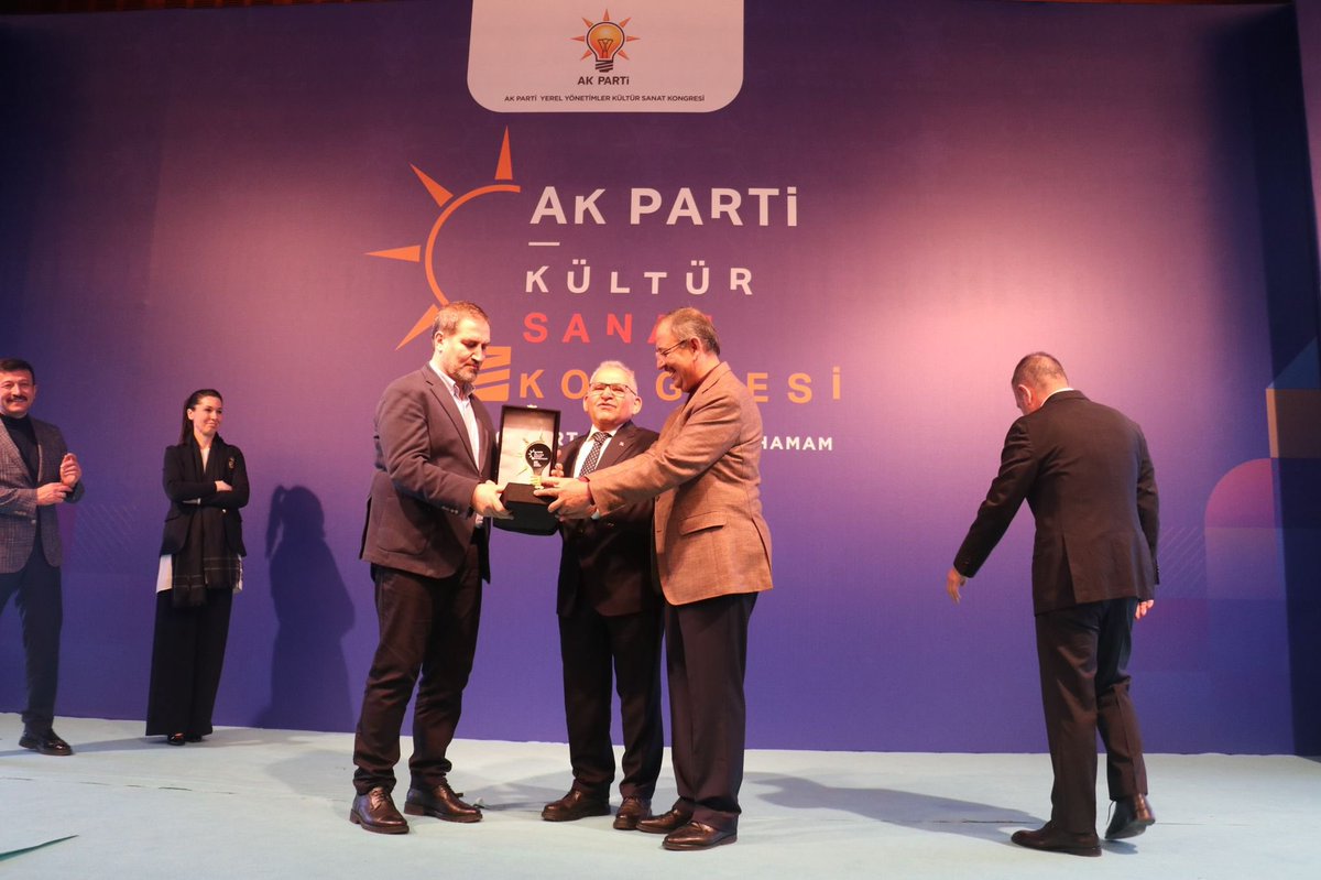 Memduh Büyükkılıç