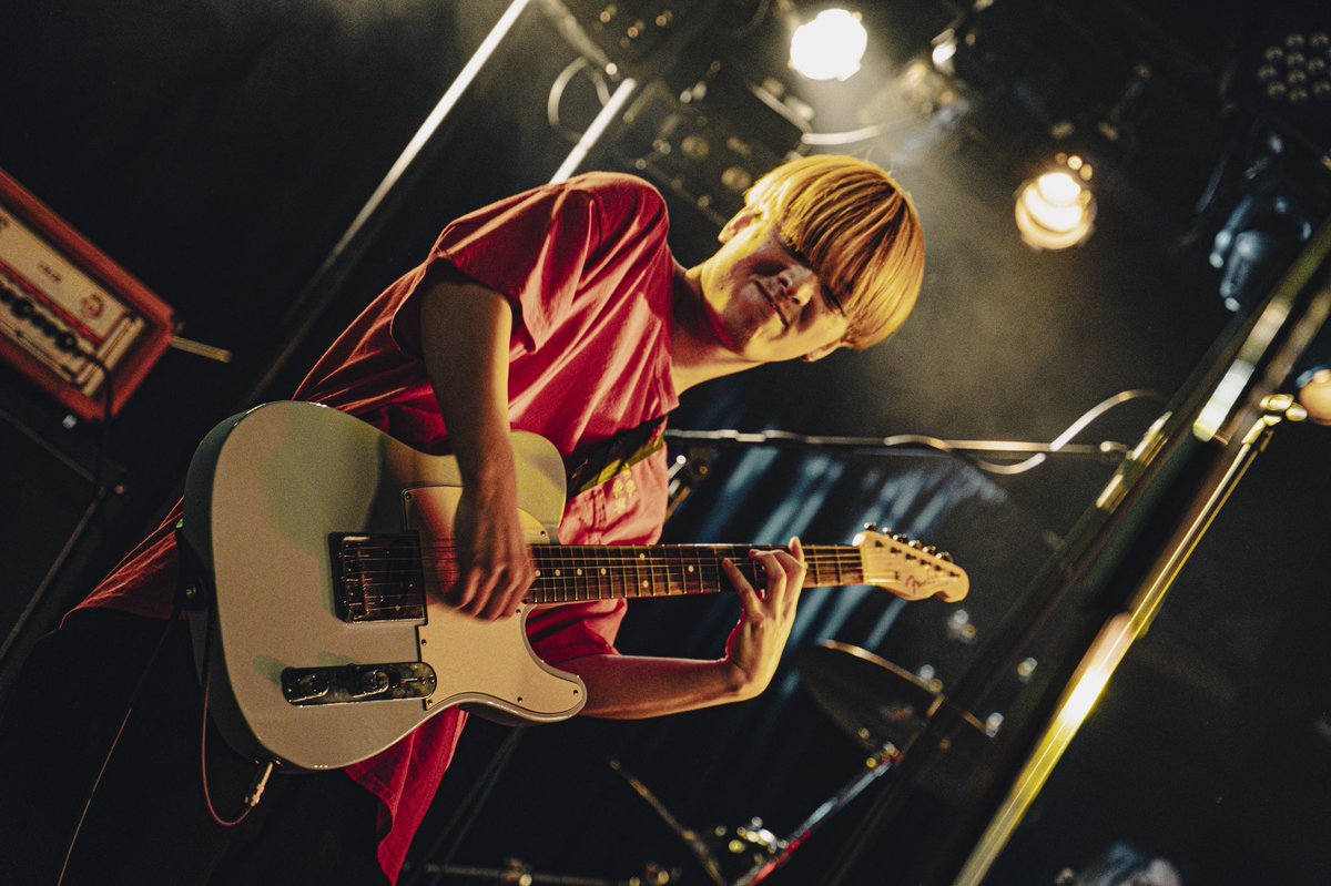 GSQ_band's tweet photo. 【🌐LIVE PHOTO part.2🌐】

マシュマロヘルメット pre.
「人にやさしく」

📸photo by @kuglo21 https://t.co/kBvaD1cvkw