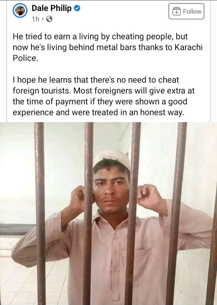 HamzaMalik496's tweet photo. This type of people should be punished strictly. They are defaming Pakistan infront of foreign tourists. Good that Karachi police has arrested him 👍👍
#dalephilip | #PakistanZindabad https://t.co/9YEi1Q6KcT