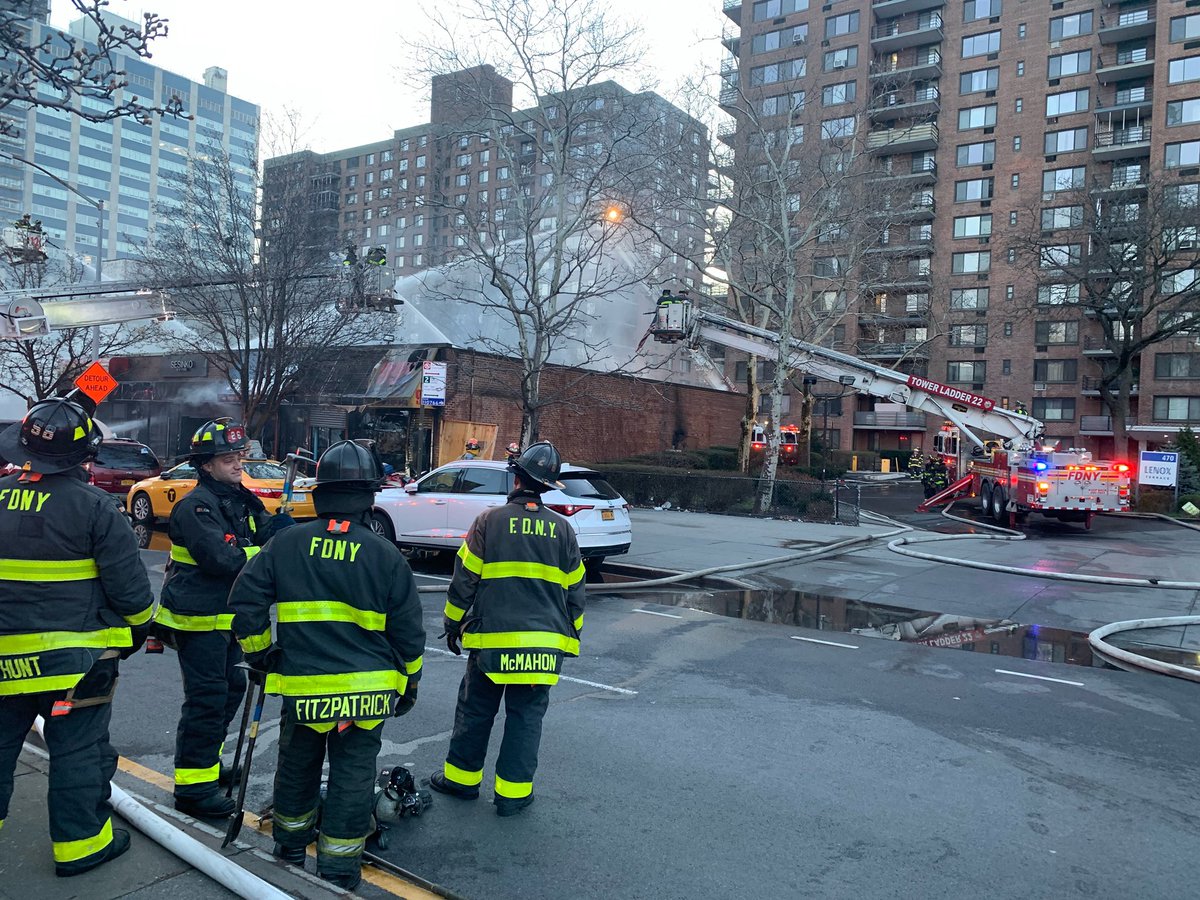 FDNY's tweet photo. FDNY members are currently operating at a 3-alarm fire at 480 Lenox Avenue in Manhattan. https://t.co/gEgD4NfhWd