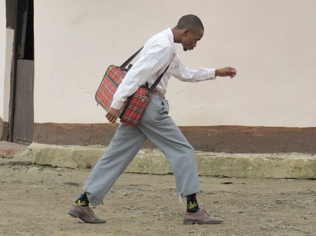 Me when a Musoga says "nviira"