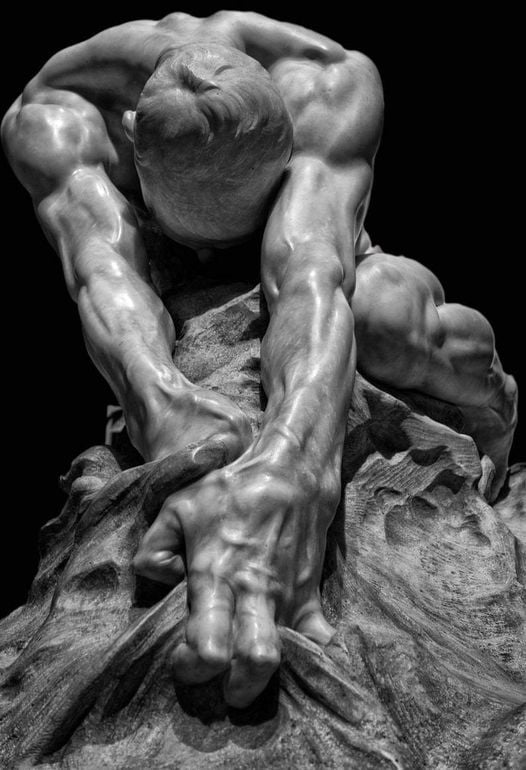 Gaetano Cellini 1873-1937, Italian sculptor.
Humanity v Evil
Marble - 1906
National Gallery of Modern Art - Rome