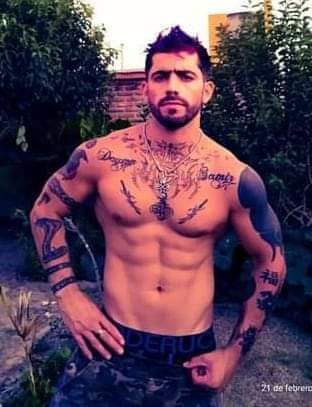 BiggerCock6's tweet photo. @freshavvocado Let me see that dick man https://t.co/ipy8w7NjYx