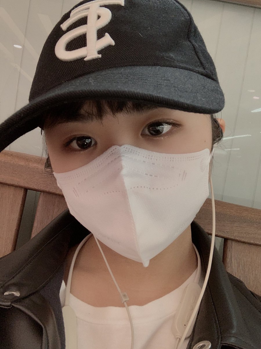 iamakiho25's tweet photo. 「 #timetotap 」衣装合わせ、衣装での初通しでした🎩
毎回のそうなんだけど、衣装を着るとギアが一つ入るみたいな感覚があってその感覚が大好き!!!
ただ、まだまだ過ぎてとても悔しいし落ち込んだので、とことん落ち込んでまた明日から練習する。
今日はよく寝れそうー。
#ttt https://t.co/bLwSkWWUi2