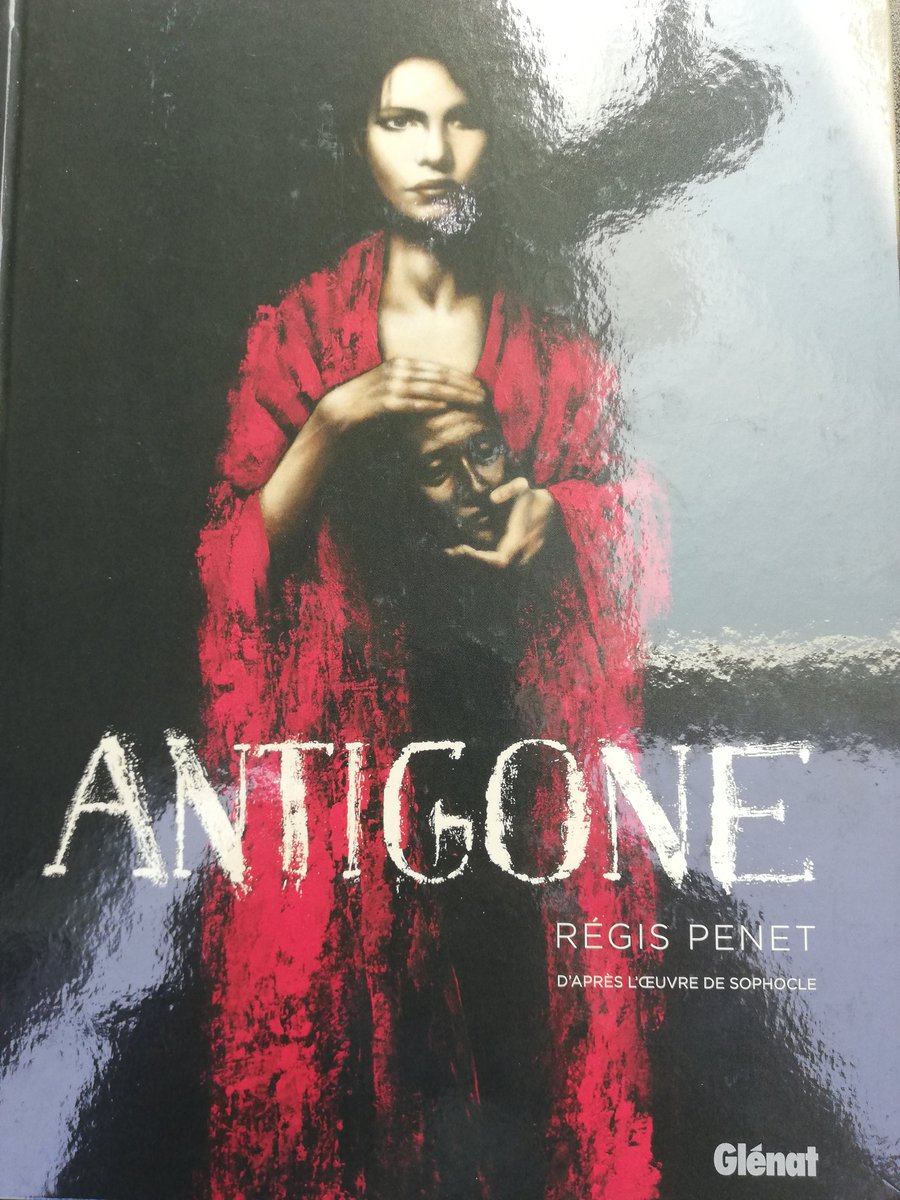 MichelRougerMR's tweet photo. #ViniBD Je n'ai pas pu résister à ma dédicace auprès de Régis #Penet pour son superbe album #Antigone chez @GlenatBD... Toutes les planches sont des huiles sur bois... C'est magnifique ! https://t.co/2FhsjoFwNN