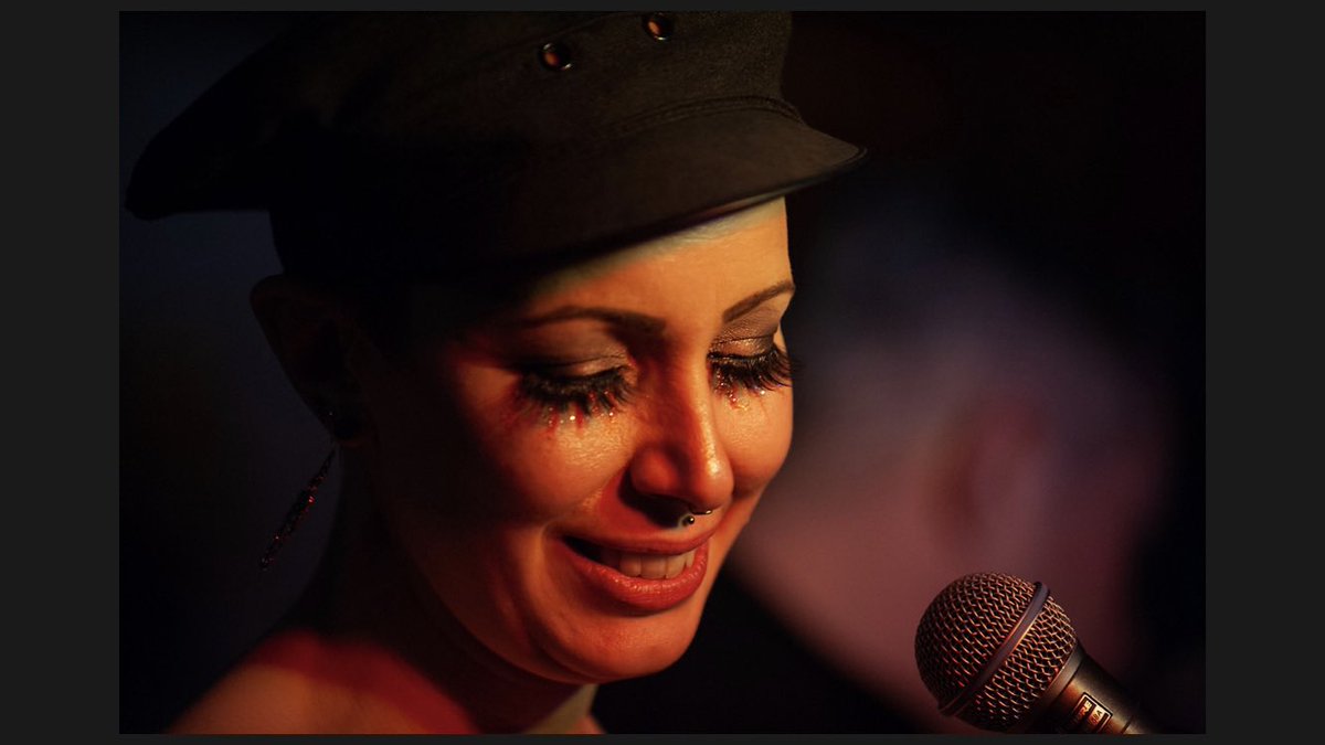 Quiveringlip💋 tweet media