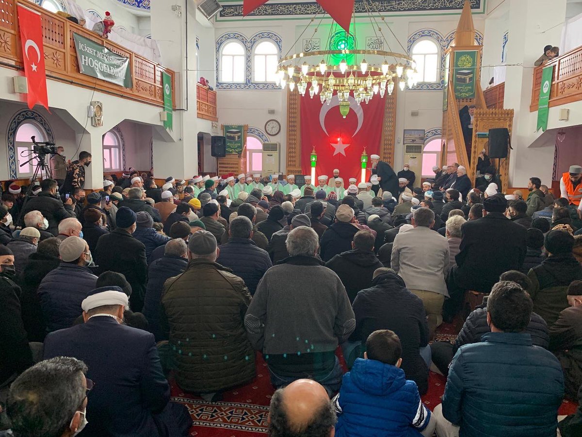 orsunomer's tweet photo. Sultanbeyli-Umut Medresesi İcazet Merasimi #UmutMedresesi #Hafızlık #Bitirme #İcazet #Programı #sultanbeyli #turkey https://t.co/I9FWod2YN9