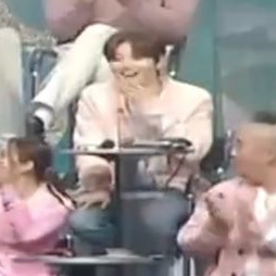 curious_kyubear's tweet photo. junkyu as koms panelist for the second time 😭 https://t.co/7sCWS2GiaP