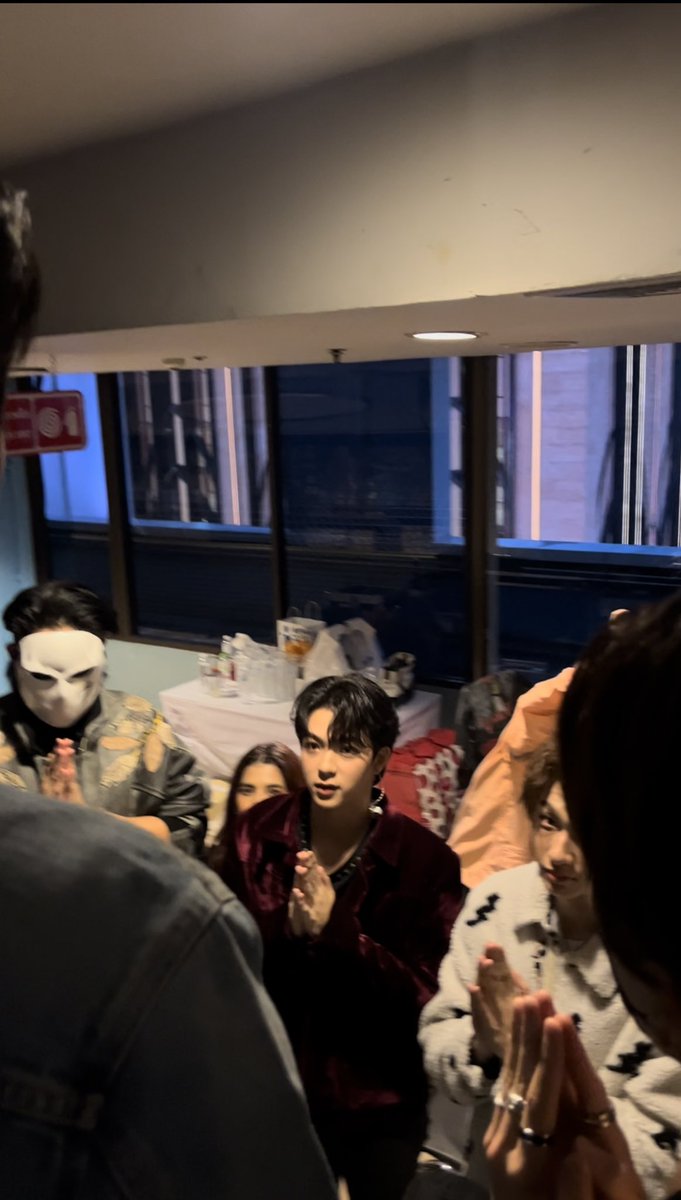 lomchoybiscuit's tweet photo. พร้อมแล้วงับ 🙏🏻 #23UNROCK #บาสเด็กอ้วนที่แท้จริง https://t.co/BxPSLxA783