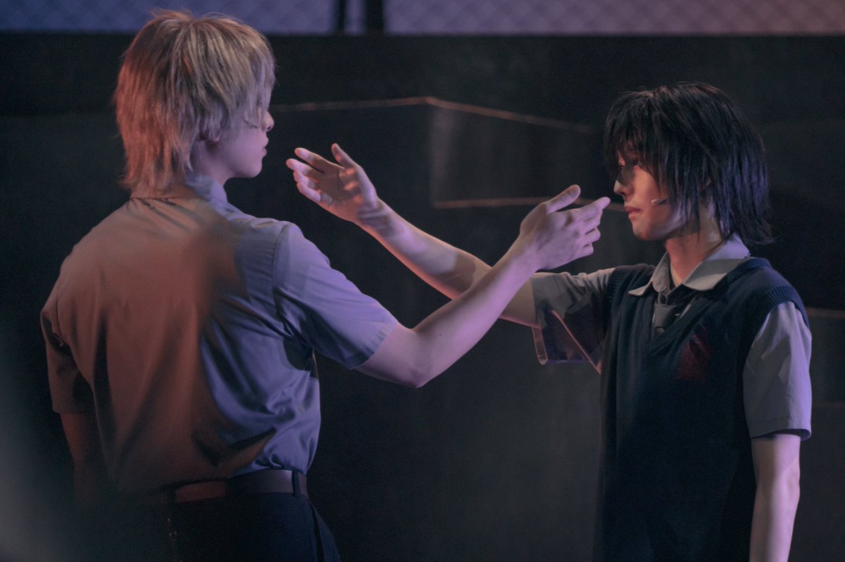 ee6otw's tweet photo. こちらもライブ配信終わったので載せます。

3/14 哲雄√  カーテンコール撮影①

いやもう、切ねえ……
哲雄が涙目なのも、もう…(幻覚かもしれない)

#スプステ https://t.co/hc5XrMH8D5