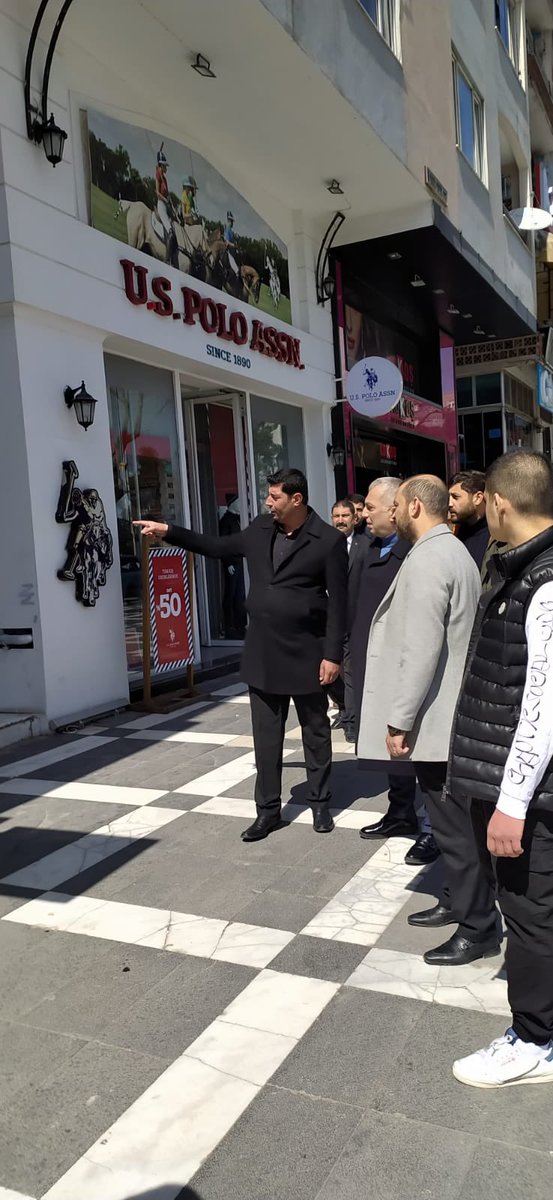 24.25.26. dönem İstanbul Milletvekili Ak parti MKYK Üyesi Syn <a href="/mkulunk/">Metin KÜLÜNK</a>  Vekilimiz Muhtarlığımızı Ziyaret ettiler.. İlgi Ve Alakalarından dolayı Teşekkür Ederim.  <a href="/RTErdogan/">Recep Tayyip Erdoğan</a> <a href="/Abdullah_Erin47/">Abdullah ERİN</a>  <a href="/metin_esen/">metinesen</a>