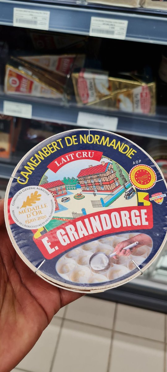 Ma gourmandise ce dimanche
#camembert #degustation