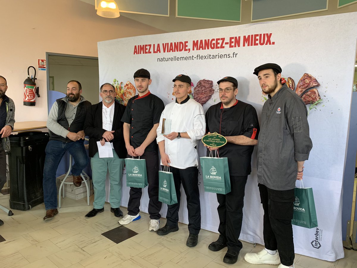 Belle journée ce dimanche avec l’organisation du #ConcoursArdoises par <a href="/Interbevna/">Interbev Nouvelle-Aquitaine</a> 

L’ardoise classique est remporté par le #CFA87 qui ont su allier #créativité et #gout 

L’ardoise flexi remportée par l’équipe BP1 de la #Dordogne 
qui a bien respecté la #praticite et le #gout