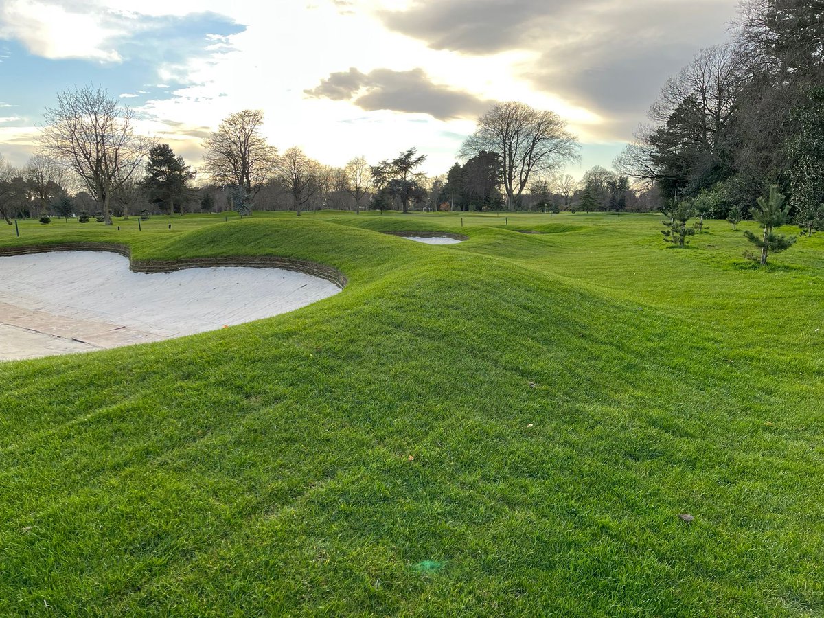 B U N K E R C O M P L E X - Continuously looking to improve.. - Our fantastic team of greenstaff have made some breathtaking changes to the 6th hole here at Hull Golf Club, adding a fantastic new bunker complex to complement the 6th - Created by D.H Norton - #bunker #golf