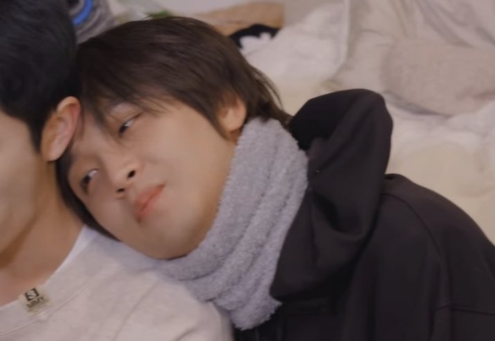 thehaec's tweet photo. cuddle bear haechan ☹️ https://t.co/NmQse282LA