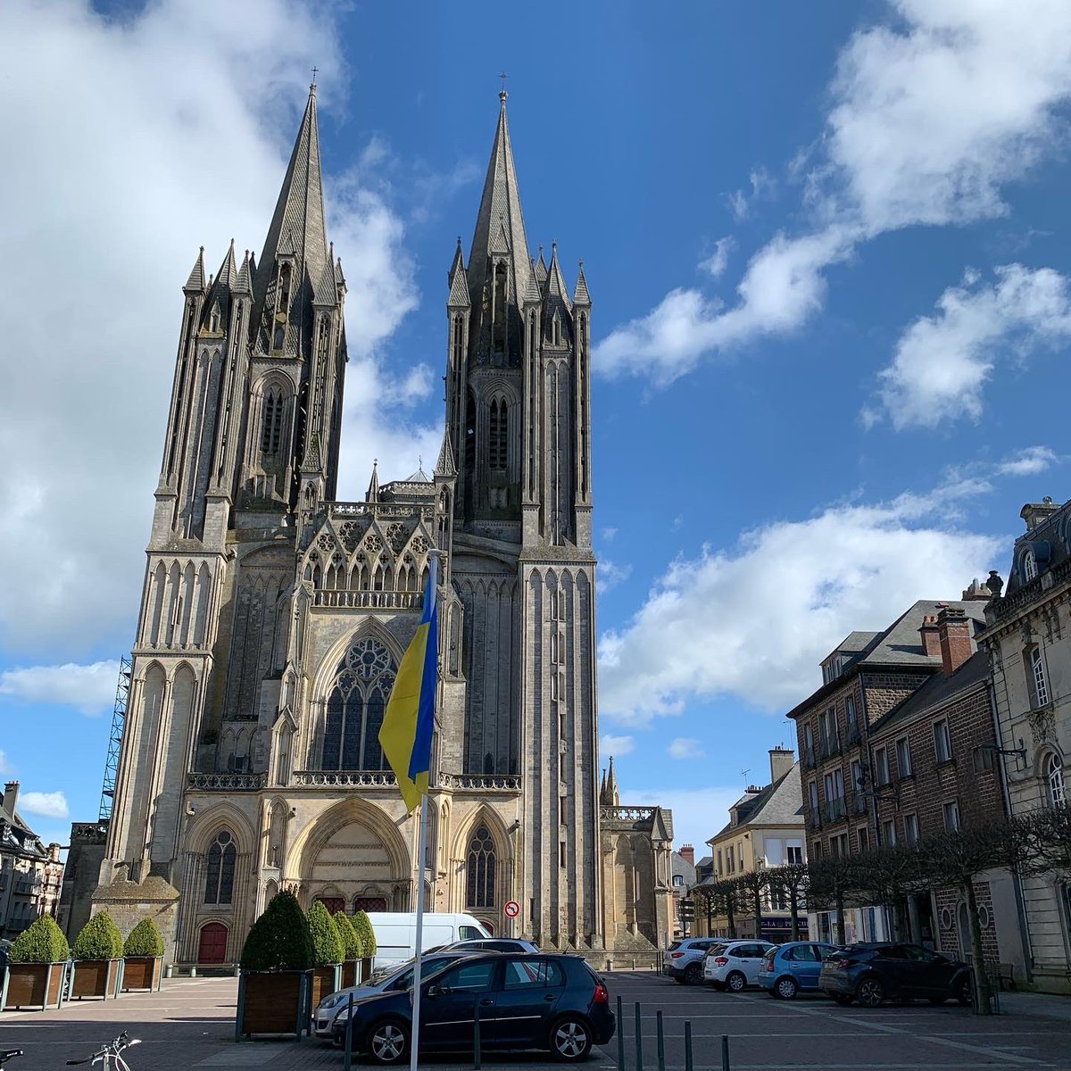 crazyboy_91's tweet photo. #프랑스 #france #1 
#노르망디 #normandie 
#쿠탕스 #coutances 
#도빌 #deauville
#옹플레르 #honfleur https://t.co/PnemrYAQQu