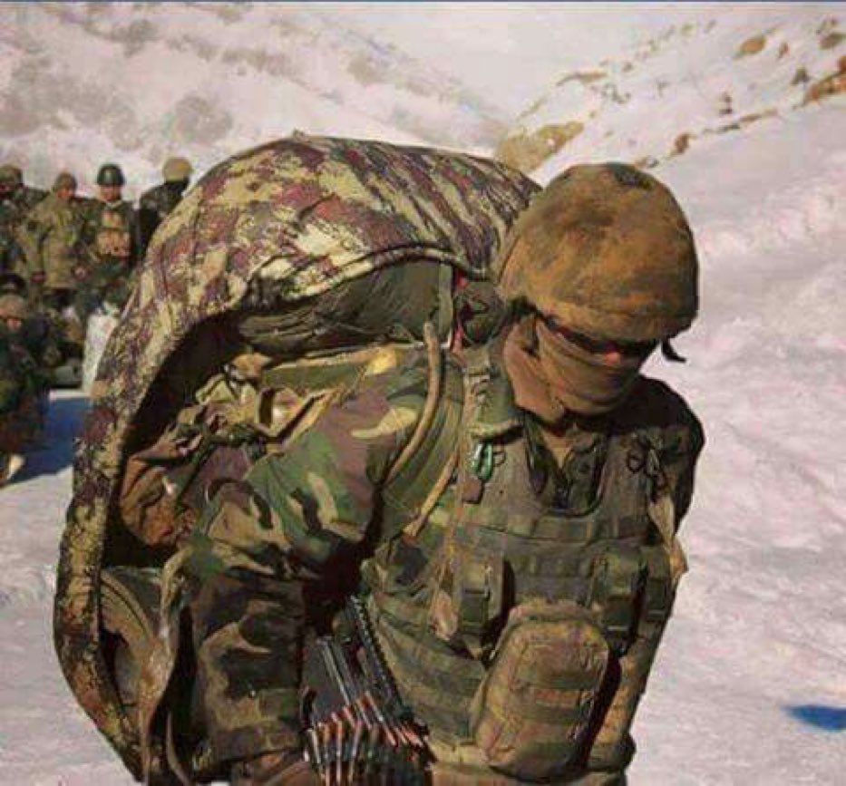 celik60_'s tweet photo. #3600VeKadroUzmÇvşaHakdır  VATAN SAVUNMASININ SÖZLEŞMESİ OLMAMALI . https://t.co/TtTgLjRAoM