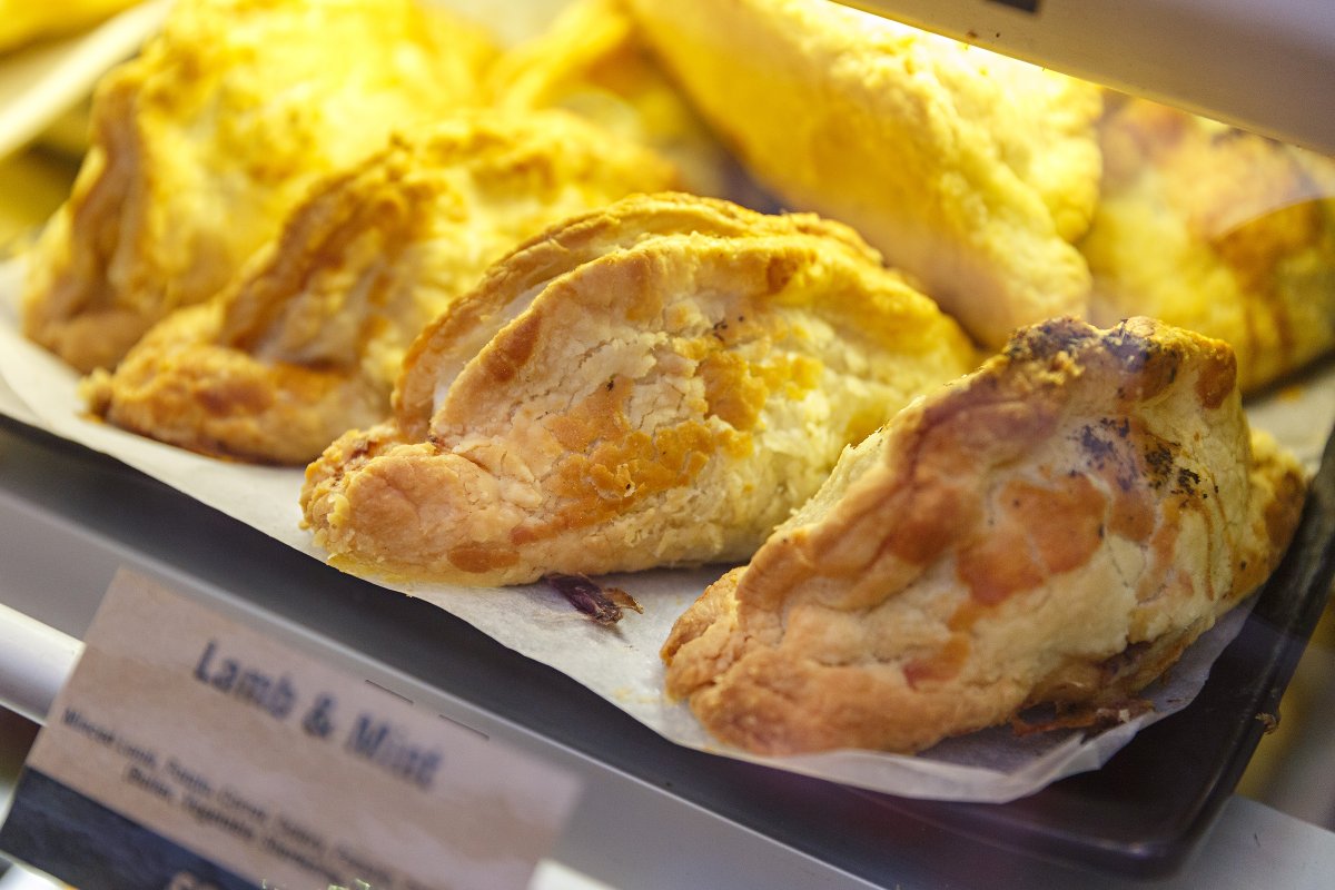 In a rush? Pop into the Byfords store and grab one of our delicious pasties or sausage rolls 🤤

Click and collect: menus.preoday.com/Byfords#/main/…