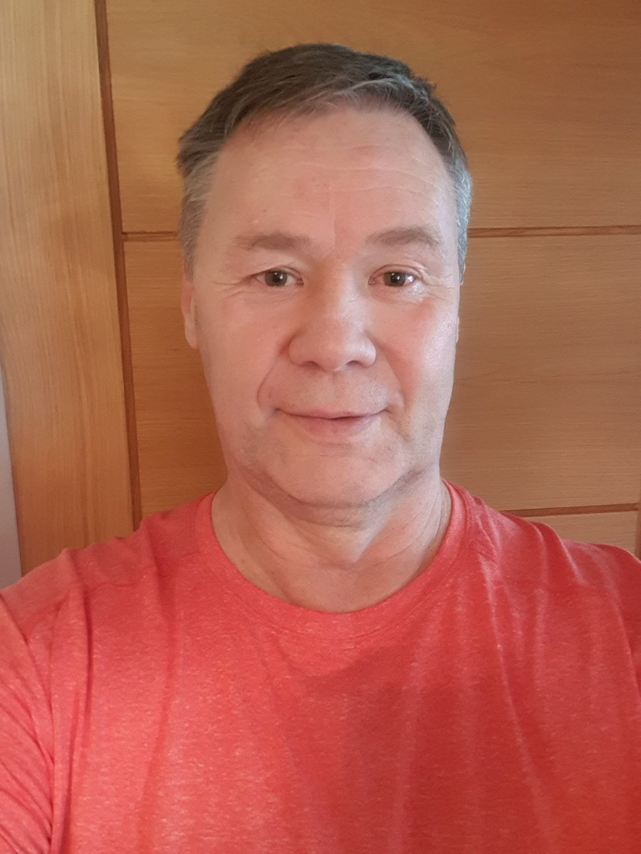 isright's tweet photo. #SundayRun #C25KGraduation Well done to the Ladies out this morning on a very warm run. Hilary & Lisa (6km), Kirsty (5km) & Tre Mac (#C25KGraduation) all smashed their runs and enjoyed a deserved icecream afterwards. #VirtualCoach #teacher5aday #RunBuddies #RunStreak #WeRunAgain https://t.co/wJ4IwPijOZ