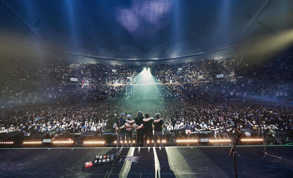 Otra increíble noche en A Coruña...⚡️⚡️ Siguiente parada, Gijón.
Gracias a <a href="/coliseumcoruna/">Coliseum Coruña</a> 

📸 Malditos Artistas