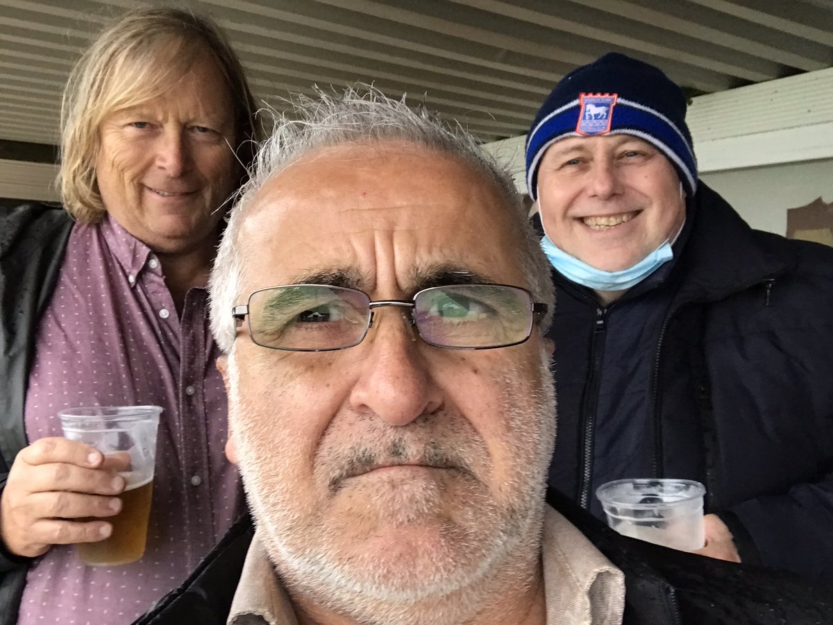 tonylouki's tweet photo. A great club with a big, big attitude, not least their youth sides. Held their own in half a dozen @EmiratesFACup Preliminaries this season. Welcoming hosts to @LBofHounslow #56thMayor @bishnug58, @Raghwinder5, @GuyLambert, @CllrAlanMitch, @EmmaSiddhu and me. COY Eagles 🦅 https://t.co/Mg00BTUJ0P
