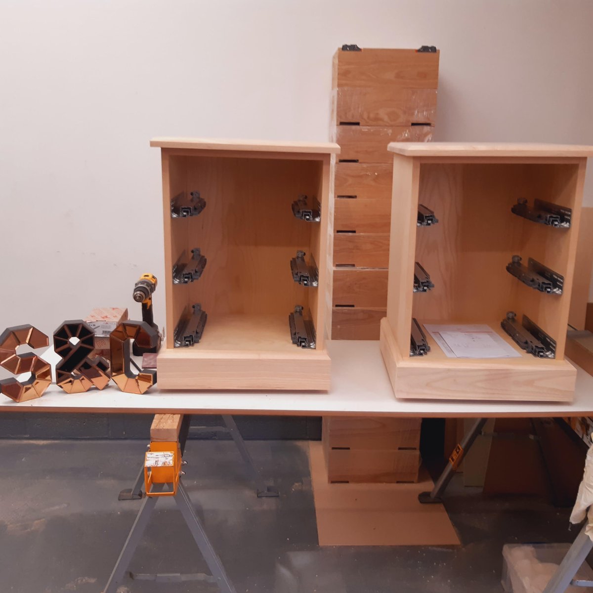 SCUniqueWoodSo1's tweet photo. Being busy in @SCUniqueWoodSo1 HQ designing &amp; creating is what we love to do 🧡🖤 Our current project is handcrafted bespoke bedroom furniture in Solid Ash. Watch this space to see the completed outcome. Feeling Inspired? 
#SpringEquinox #InternationalDayOfHappiness https://t.co/qRMozOF3mf