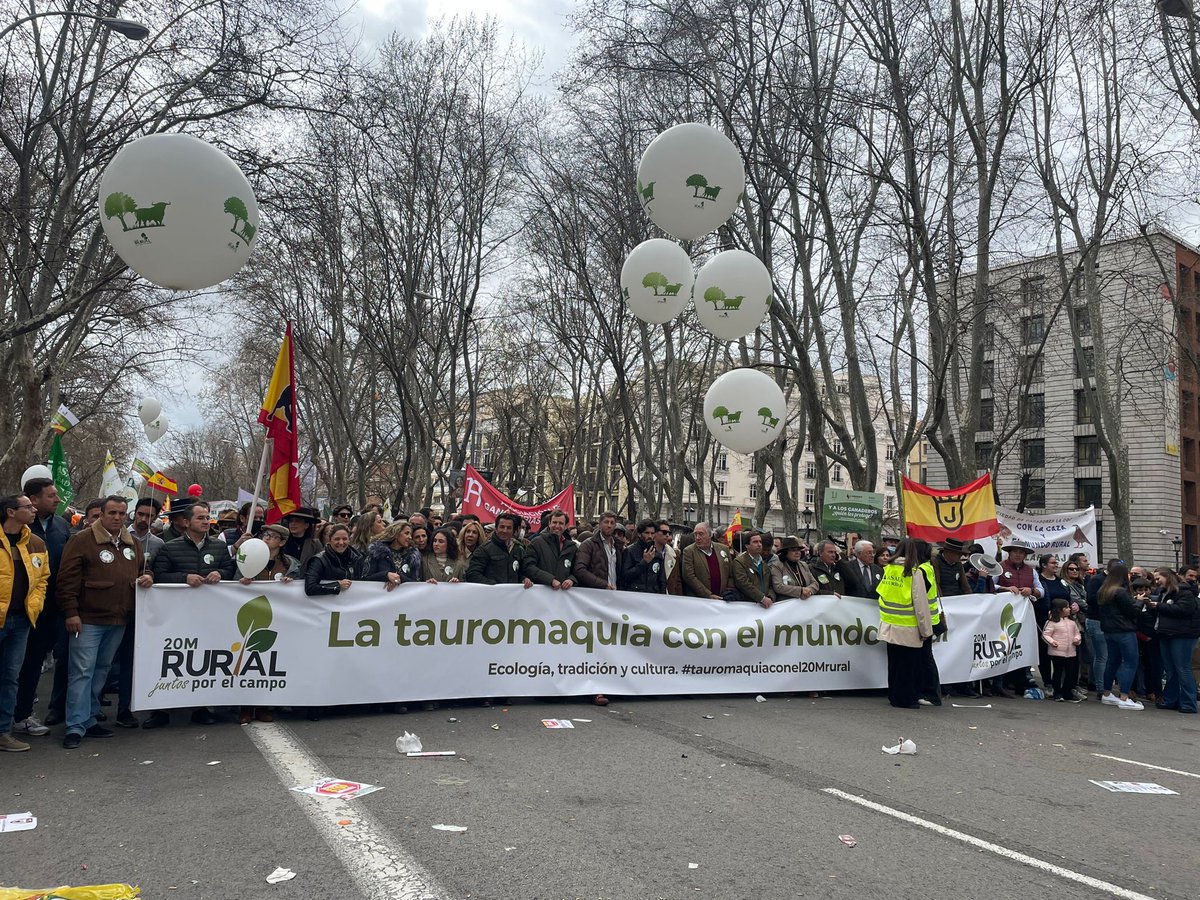 ¡Somos mundo Rural! Defendamos lo nuestro.
#tauromaquiaconel20mrural #yosoymundorural