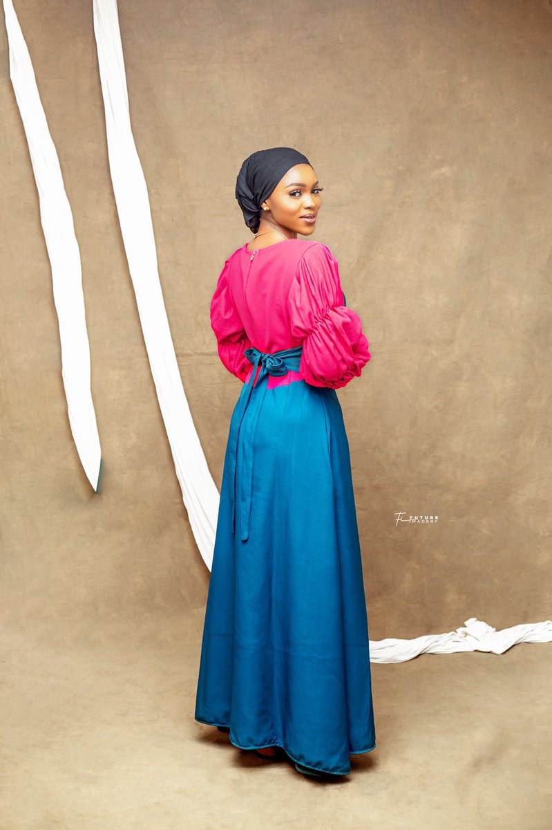 wear_aiza's tweet photo. OPAL Dress 

Halter neck illusion with an inbuilt belt .
Side pockets included..
Customization available (it can be changed to a jumpsuit ).

Size 6-16: N11500
Size 18-28: N12500
For a kid: N4500

Fabric is crepe and stretches
...
...
#kaduna #kadunatailor #fashion #ONEPIECE https://t.co/qDKxxsrQ4U