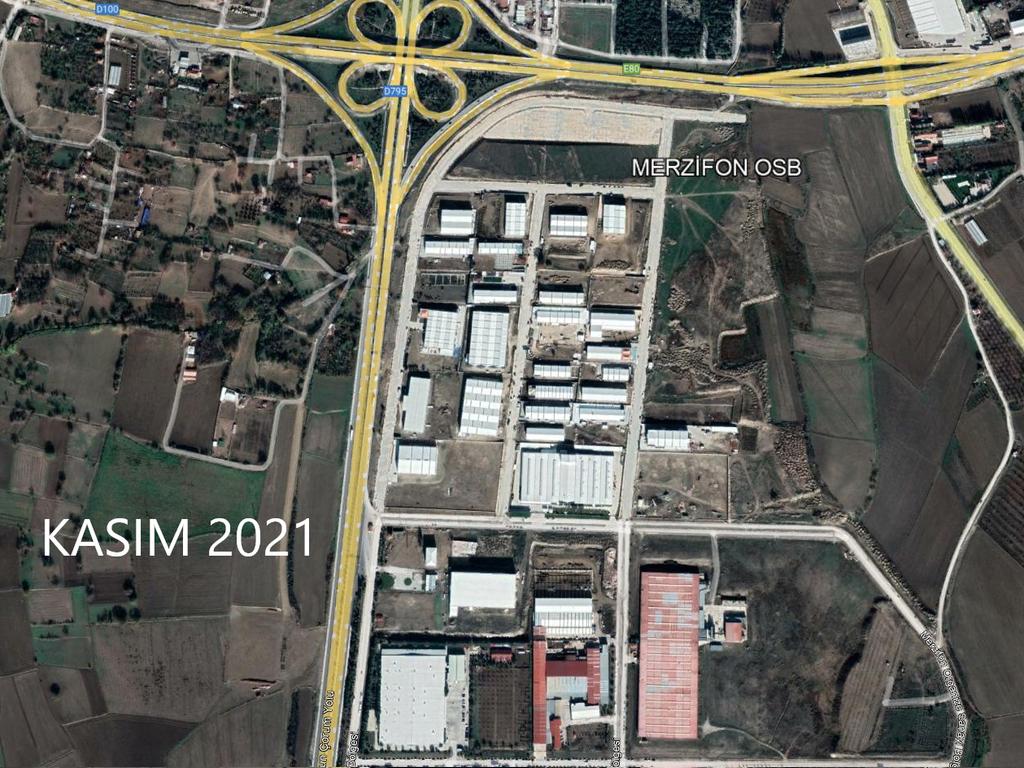 varank's tweet photo. Zannediyorlar ki alçak müfterilerin gazetecilik adı altında yazdıkları yalanlarla mücadeleden bıkarız.

Merzifon OSB genişleme alanında ilk temeli 2019'da biz attık, hamdolsun tamamlanan fabrikaların açılışını yapmak da bize nasib oldu.

İnanmayanlar için uydu fotoları aşağıda. https://t.co/4Cib5L2Oat