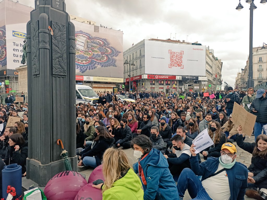 fisiosaturado's tweet photo. La participación ha sido increíble. 
¡Seguimos adelante! 
#fisioterapiainvisible https://t.co/2G6tF2YKtD