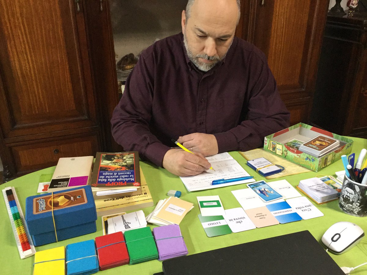 CobblepotGames's tweet photo. For #WorldStorytellingDay we are pleased to announce that Young Cobblepot is working on a revised edition of Raccontami una Storia™, the game designed by Gabriele Mari, thanks to a renewed collaboration with @GamePendragon! Keep creating your story with us! https://t.co/tEe0nsornC