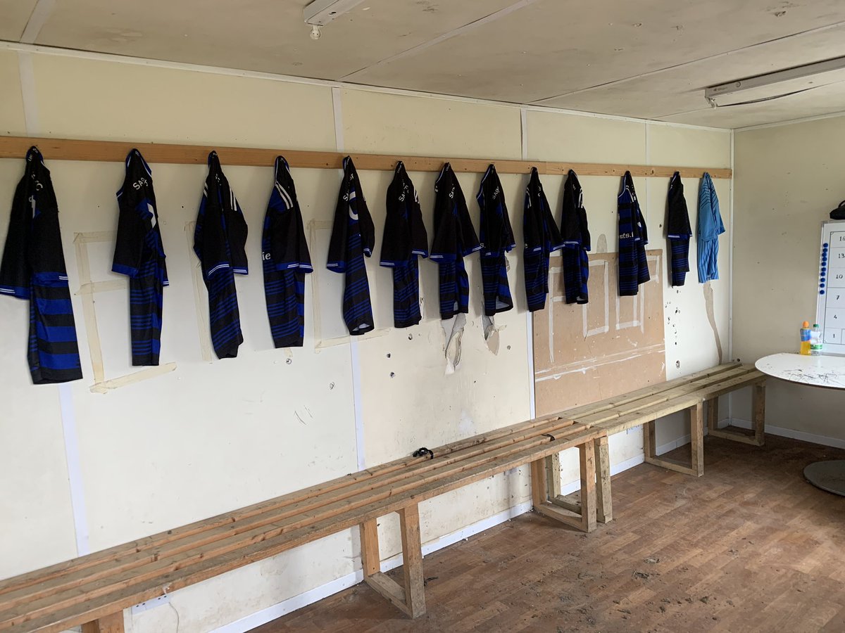 StJosephs_FC's tweet photo. Almost ready to go here at McArdles Cross in the @CarlowSoccer Total Whites Div. Kick off vs @burrincelticfc1 is at 2pm, get down and support the Saints.

#ForzaJoeys🔵⚪️⚫️ https://t.co/qbW68rf0Ls
