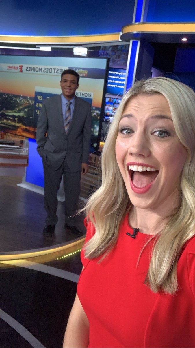 ARookerKCCI's tweet photo. Ringing in the first day of spring in studio with @CF3_Weather and it’s going to be 70 DEGREES!! I’ll be enjoying that sunshine later with some celebratory pancakes - which Trey agrees are objectively the best breakfast food. Case closed @JSydejkoKCCI 😎😎 https://t.co/HaLfuHJtZ0