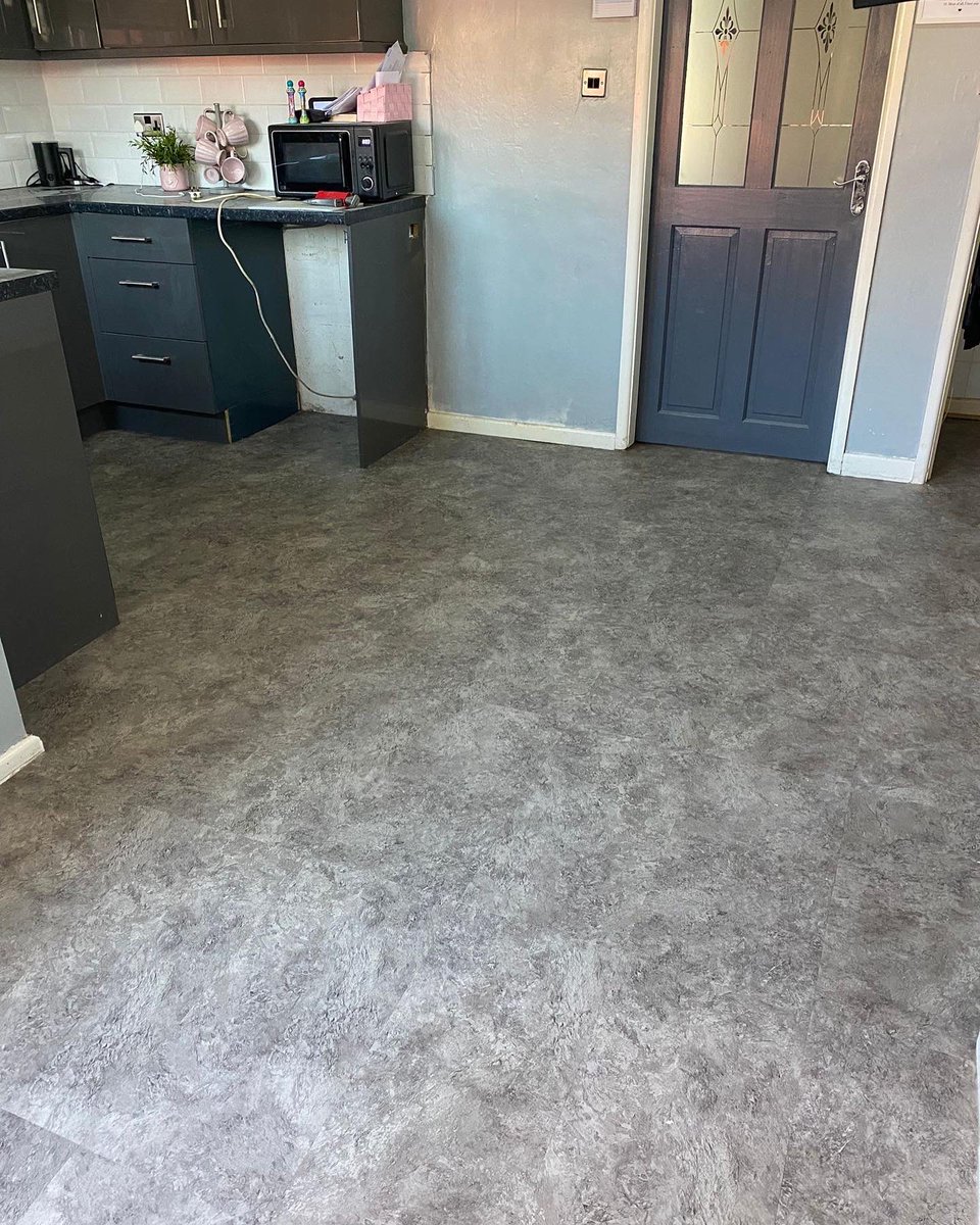PjmFlooring's tweet photo. Lovely luxury vinyl tiles in colour millstone supplied and fitted to a kitchen and conservatory area. Non-slip and warm underfoot was the requirement and this is perfect. Call for your free quotation 01244 291900 #chestertweets https://t.co/c5jvdh7M1q