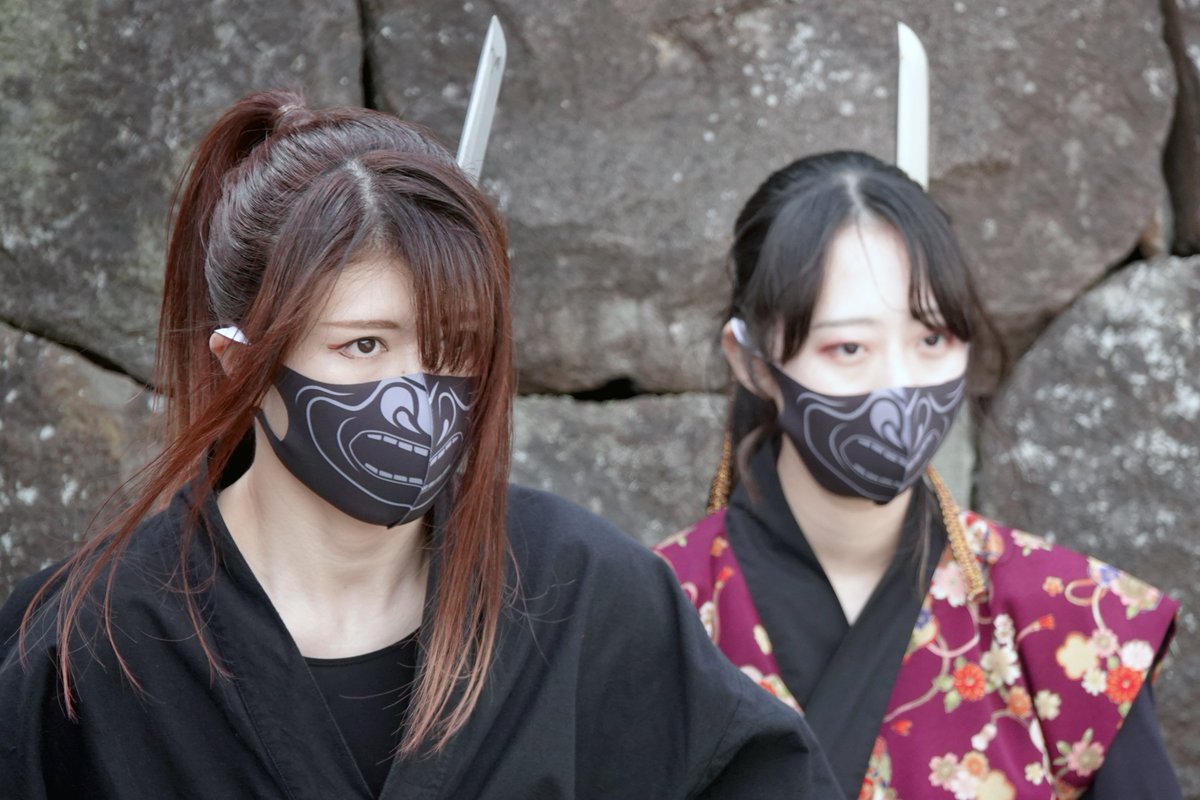 To178430's tweet photo. 3/20 「ある日突然、武者行列 ～　戦国���ェア　～」
＠小田原城址公園　その２

#忍者 #女忍者 #くのいち #くの一 #くノ一 #NINJA
#米山流殺陣術 #風魔忍者 #小田原城 #北條手作り甲冑隊 #北條五代祭り https://t.co/vxNQCMAwIz